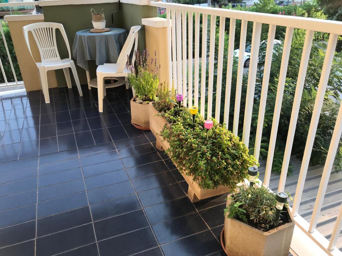 Segur De Calafell Vacation Apartment Exterior photo